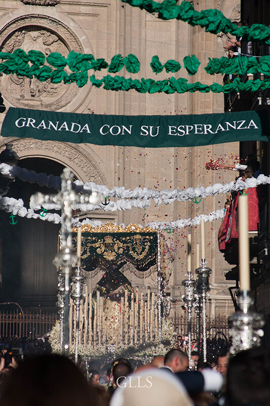 Granada con su Esperanza